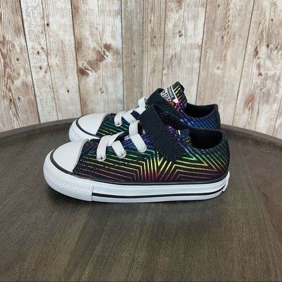 Converse 1V Ox “All of the Stars” Sneaker Size 7 Infant - Picture 4 of 10